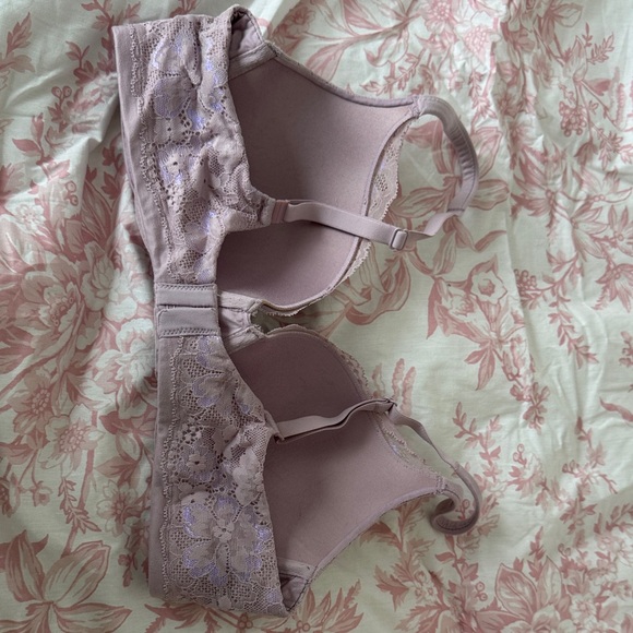 Victoria's Secret Lace Body By Victoria Bra in Lavender - Picture 6 of 9